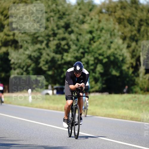 07.09.2025 - 19. Norderstedt Triathlon Michael Burmester http://msf.ph/oto/8836588 07.09.2025 14:07:25 Radfahren 960, 1036 meine-sportfotos.de