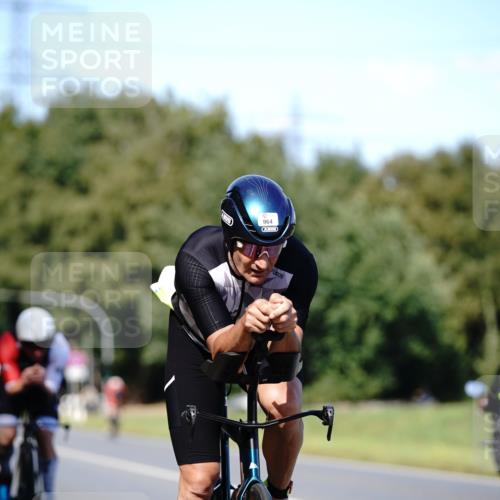 07.09.2025 - 19. Norderstedt Triathlon Michael Burmester http://msf.ph/oto/8836638 07.09.2025 14:08:08 Radfahren 393, 964, 969, 1020 meine-sportfotos.de