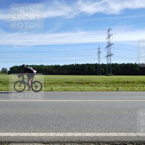 07.09.2025 - 19. Norderstedt Triathlon Michael Burmester http://msf.ph/oto/8836639 07.09.2025 12:01:33 Radfahren 801 meine-sportfotos.de
