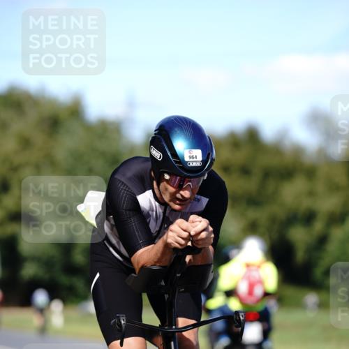 07.09.2025 - 19. Norderstedt Triathlon Michael Burmester http://msf.ph/oto/8836643 07.09.2025 14:08:08 Radfahren 393, 964, 969, 1020 meine-sportfotos.de