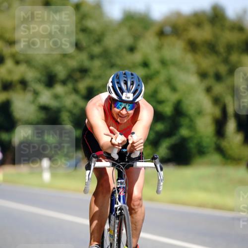 07.09.2025 - 19. Norderstedt Triathlon Michael Burmester http://msf.ph/oto/8836654 07.09.2025 12:48:39 Radfahren 798 meine-sportfotos.de