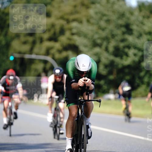 07.09.2025 - 19. Norderstedt Triathlon Michael Burmester http://msf.ph/oto/8836657 07.09.2025 14:08:23 Radfahren 987, 995, 1015 meine-sportfotos.de