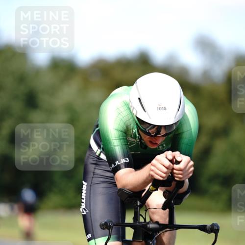 07.09.2025 - 19. Norderstedt Triathlon Michael Burmester http://msf.ph/oto/8836663 07.09.2025 14:08:24 Radfahren 987, 995, 1015 meine-sportfotos.de