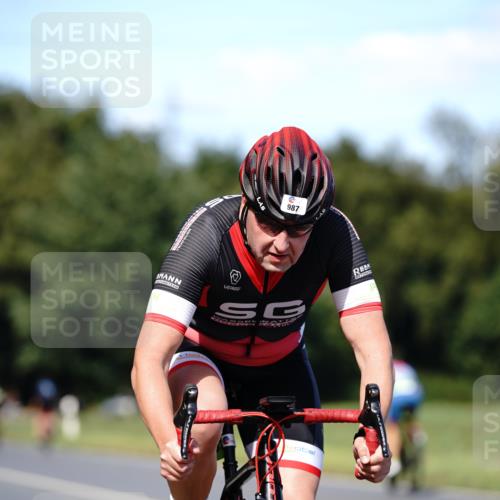 07.09.2025 - 19. Norderstedt Triathlon Michael Burmester http://msf.ph/oto/8836672 07.09.2025 14:08:26 Radfahren 987, 995, 1006, 1015 meine-sportfotos.de
