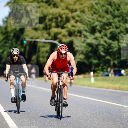 07.09.2025 - 19. Norderstedt Triathlon Michael Burmester http://msf.ph/oto/8836683 07.09.2025 12:48:53 Radfahren 142, 1216 meine-sportfotos.de