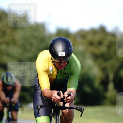 07.09.2025 - 19. Norderstedt Triathlon Michael Burmester http://msf.ph/oto/8836689 07.09.2025 14:08:34 Radfahren 1002, 1013, 1031, 1457 meine-sportfotos.de