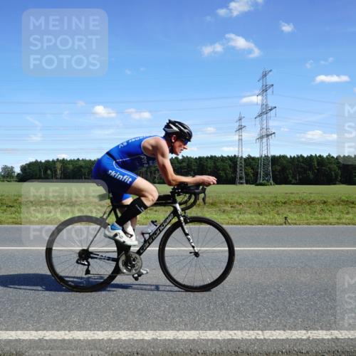 07.09.2025 - 19. Norderstedt Triathlon Michael Burmester http://msf.ph/oto/8836693 07.09.2025 14:06:30 Radfahren 411, 967 meine-sportfotos.de