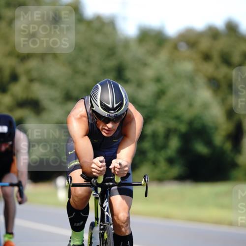 07.09.2025 - 19. Norderstedt Triathlon Michael Burmester http://msf.ph/oto/8836694 07.09.2025 14:08:35 Radfahren 1002, 1031, 1457 meine-sportfotos.de