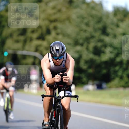 07.09.2025 - 19. Norderstedt Triathlon Michael Burmester http://msf.ph/oto/8836718 07.09.2025 14:08:49 Radfahren 986, 990, 992 meine-sportfotos.de