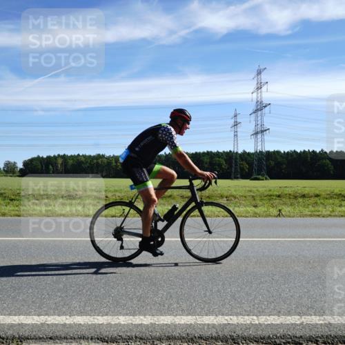 07.09.2025 - 19. Norderstedt Triathlon Michael Burmester http://msf.ph/oto/8836722 07.09.2025 12:01:43 Radfahren 302, 695, 898, 1380 meine-sportfotos.de