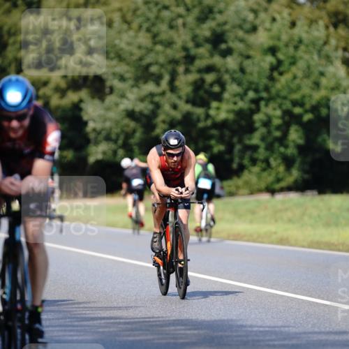 07.09.2025 - 19. Norderstedt Triathlon Michael Burmester http://msf.ph/oto/8836738 07.09.2025 14:09:04 Radfahren 959, 961, 1010 meine-sportfotos.de