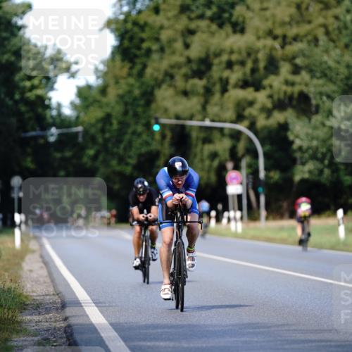 07.09.2025 - 19. Norderstedt Triathlon Michael Burmester http://msf.ph/oto/8836763 07.09.2025 14:09:22 Radfahren 989, 1038 meine-sportfotos.de