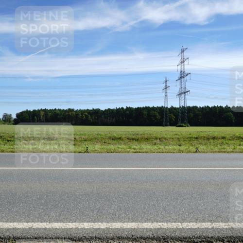 07.09.2025 - 19. Norderstedt Triathlon Michael Burmester http://msf.ph/oto/8836769 07.09.2025 12:01:55 Radfahren 696, 845 meine-sportfotos.de