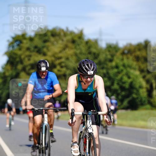 07.09.2025 - 19. Norderstedt Triathlon Michael Burmester http://msf.ph/oto/8836774 07.09.2025 12:49:45 Radfahren 174, 240, 311, 1477 meine-sportfotos.de