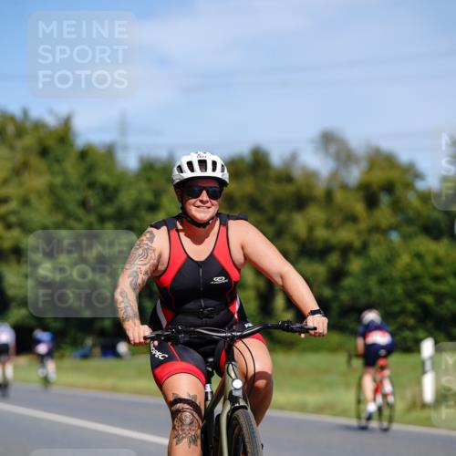 07.09.2025 - 19. Norderstedt Triathlon Michael Burmester http://msf.ph/oto/8836781 07.09.2025 12:49:47 Radfahren 174, 240, 311, 1234, 1477 meine-sportfotos.de