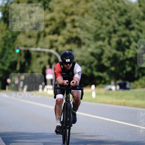 07.09.2025 - 19. Norderstedt Triathlon Michael Burmester http://msf.ph/oto/8836807 07.09.2025 14:10:10 Radfahren 872, 968 meine-sportfotos.de