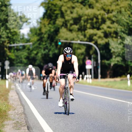 07.09.2025 - 19. Norderstedt Triathlon Michael Burmester http://msf.ph/oto/8836808 07.09.2025 12:50:00 Radfahren 1373 meine-sportfotos.de