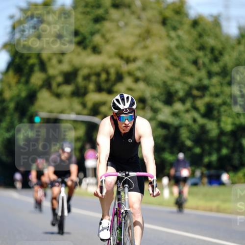 07.09.2025 - 19. Norderstedt Triathlon Michael Burmester http://msf.ph/oto/8836815 07.09.2025 12:50:01 Radfahren 712, 1373 meine-sportfotos.de