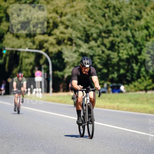 07.09.2025 - 19. Norderstedt Triathlon Michael Burmester http://msf.ph/oto/8836821 07.09.2025 12:50:02 Radfahren 712, 1373 meine-sportfotos.de