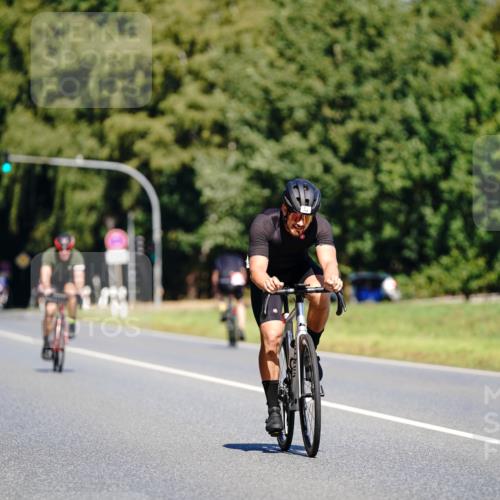 07.09.2025 - 19. Norderstedt Triathlon Michael Burmester http://msf.ph/oto/8836825 07.09.2025 12:50:02 Radfahren 712, 1373 meine-sportfotos.de