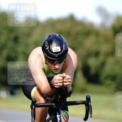 07.09.2025 - 19. Norderstedt Triathlon Michael Burmester http://msf.ph/oto/8836830 07.09.2025 14:10:17 Radfahren 991, 1007 meine-sportfotos.de
