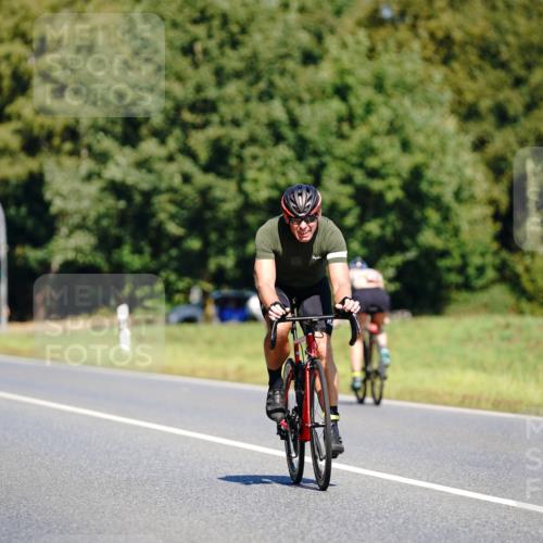 07.09.2025 - 19. Norderstedt Triathlon Michael Burmester http://msf.ph/oto/8836832 07.09.2025 12:50:05 Radfahren 344, 712, 781, 1373 meine-sportfotos.de