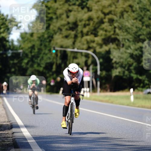 07.09.2025 - 19. Norderstedt Triathlon Michael Burmester http://msf.ph/oto/8836836 07.09.2025 14:10:23 Radfahren 388 meine-sportfotos.de