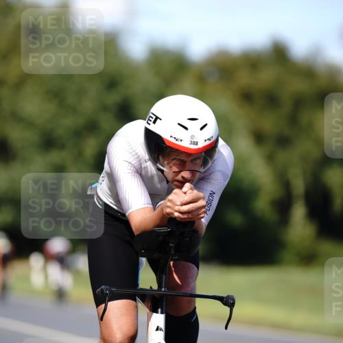 07.09.2025 - 19. Norderstedt Triathlon Michael Burmester http://msf.ph/oto/8836845 07.09.2025 14:10:25 Radfahren 388, 1016 meine-sportfotos.de