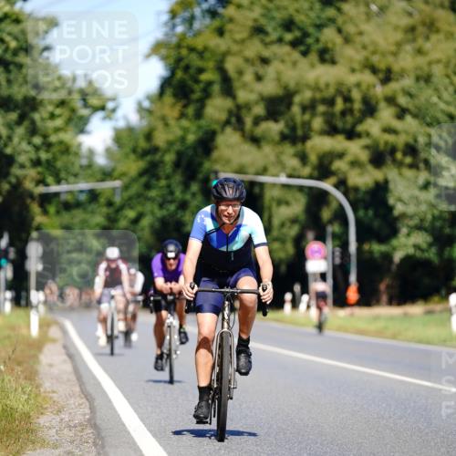 07.09.2025 - 19. Norderstedt Triathlon Michael Burmester http://msf.ph/oto/8836850 07.09.2025 12:50:12 Radfahren 220, 1283 meine-sportfotos.de