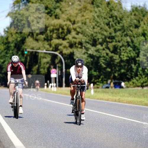 07.09.2025 - 19. Norderstedt Triathlon Michael Burmester http://msf.ph/oto/8836870 07.09.2025 12:50:17 Radfahren 220, 241, 330, 1283 meine-sportfotos.de