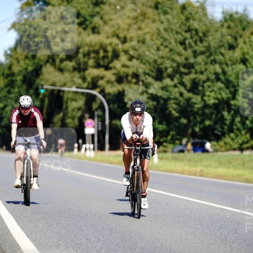 07.09.2025 - 19. Norderstedt Triathlon Michael Burmester http://msf.ph/oto/8836873 07.09.2025 12:50:17 Radfahren 220, 241, 330, 1283 meine-sportfotos.de