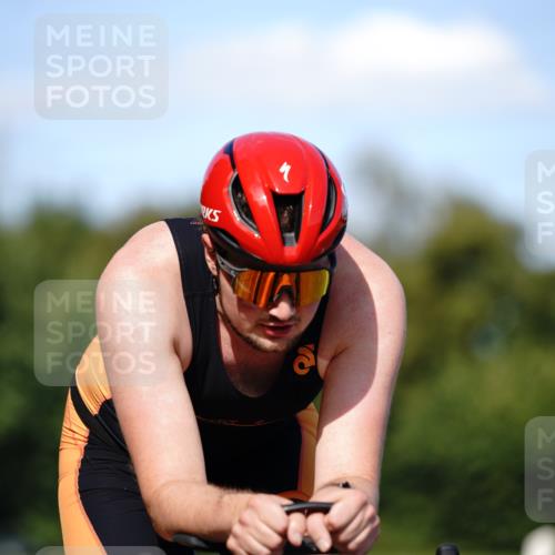 07.09.2025 - 19. Norderstedt Triathlon Michael Burmester http://msf.ph/oto/8836879 07.09.2025 14:10:41 Radfahren 999, 1003, 1421 meine-sportfotos.de