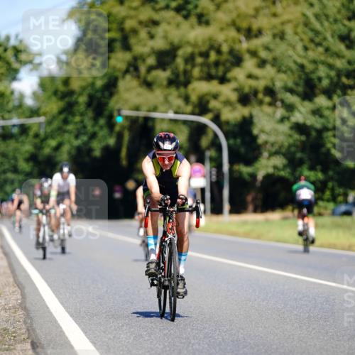 07.09.2025 - 19. Norderstedt Triathlon Michael Burmester http://msf.ph/oto/8836884 07.09.2025 12:50:33 Radfahren 205 meine-sportfotos.de