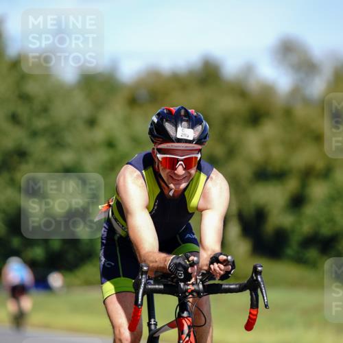 07.09.2025 - 19. Norderstedt Triathlon Michael Burmester http://msf.ph/oto/8836890 07.09.2025 12:50:35 Radfahren 205, 759 meine-sportfotos.de