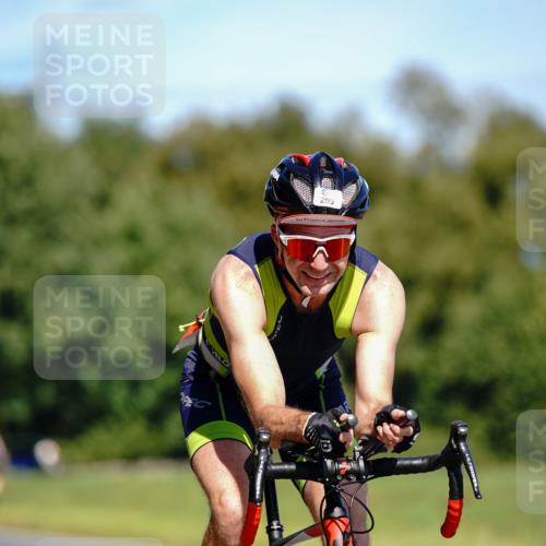 07.09.2025 - 19. Norderstedt Triathlon Michael Burmester http://msf.ph/oto/8836893 07.09.2025 12:50:35 Radfahren 205, 759 meine-sportfotos.de