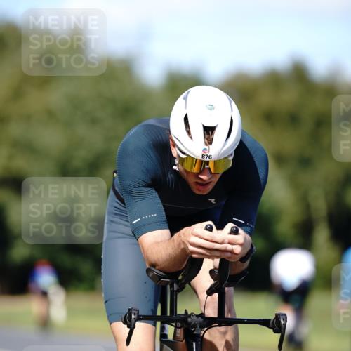 07.09.2025 - 19. Norderstedt Triathlon Michael Burmester http://msf.ph/oto/8836896 07.09.2025 14:10:45 Radfahren 876, 1421 meine-sportfotos.de
