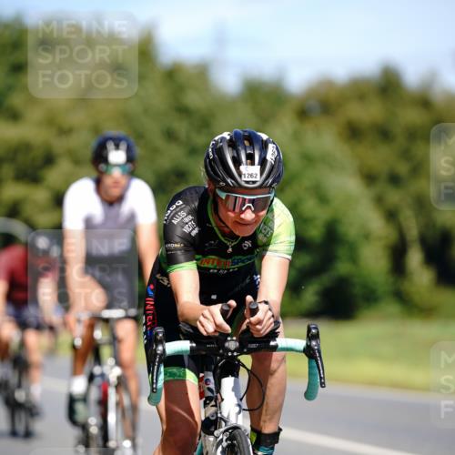 07.09.2025 - 19. Norderstedt Triathlon Michael Burmester http://msf.ph/oto/8836910 07.09.2025 12:50:39 Radfahren 347, 759, 814, 1262 meine-sportfotos.de