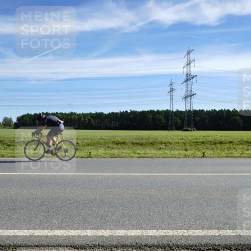 07.09.2025 - 19. Norderstedt Triathlon Michael Burmester http://msf.ph/oto/8836914 07.09.2025 12:02:09 Radfahren  meine-sportfotos.de
