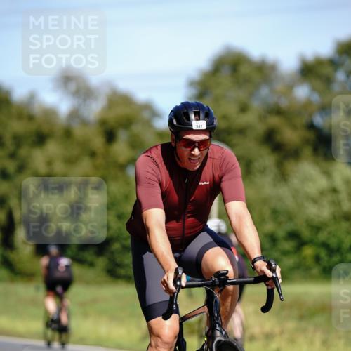 07.09.2025 - 19. Norderstedt Triathlon Michael Burmester http://msf.ph/oto/8836919 07.09.2025 12:50:40 Radfahren 347, 759, 814, 1262 meine-sportfotos.de