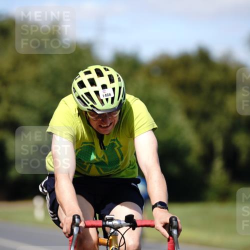 07.09.2025 - 19. Norderstedt Triathlon Michael Burmester http://msf.ph/oto/8836939 07.09.2025 14:11:15 Radfahren 1431, 1466 meine-sportfotos.de
