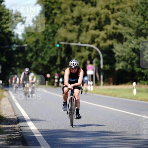 07.09.2025 - 19. Norderstedt Triathlon Michael Burmester http://msf.ph/oto/8836947 07.09.2025 14:11:21 Radfahren 363 meine-sportfotos.de