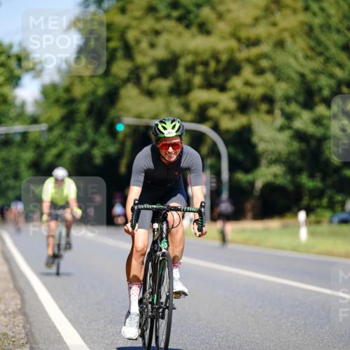 07.09.2025 - 19. Norderstedt Triathlon Michael Burmester http://msf.ph/oto/8836958 07.09.2025 12:50:52 Radfahren 301, 1299 meine-sportfotos.de