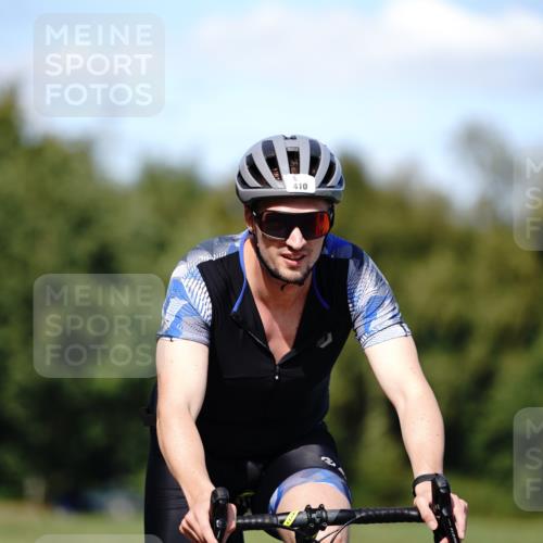 07.09.2025 - 19. Norderstedt Triathlon Michael Burmester http://msf.ph/oto/8836964 07.09.2025 14:11:29 Radfahren 410, 1004 meine-sportfotos.de