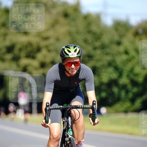 07.09.2025 - 19. Norderstedt Triathlon Michael Burmester http://msf.ph/oto/8836965 07.09.2025 12:50:53 Radfahren 301, 313, 1299 meine-sportfotos.de