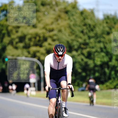 07.09.2025 - 19. Norderstedt Triathlon Michael Burmester http://msf.ph/oto/8837002 07.09.2025 12:51:15 Radfahren 754 meine-sportfotos.de