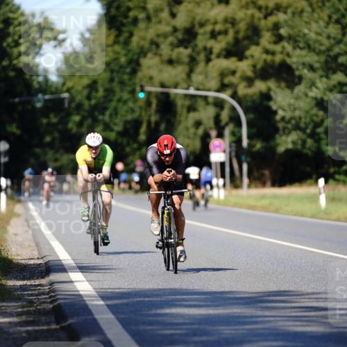 07.09.2025 - 19. Norderstedt Triathlon Michael Burmester http://msf.ph/oto/8837010 07.09.2025 14:12:05 Radfahren 911, 1029 meine-sportfotos.de