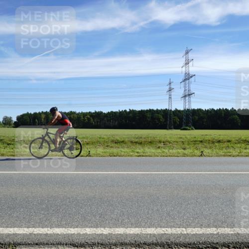 07.09.2025 - 19. Norderstedt Triathlon Michael Burmester http://msf.ph/oto/8837025 07.09.2025 12:02:17 Radfahren  meine-sportfotos.de