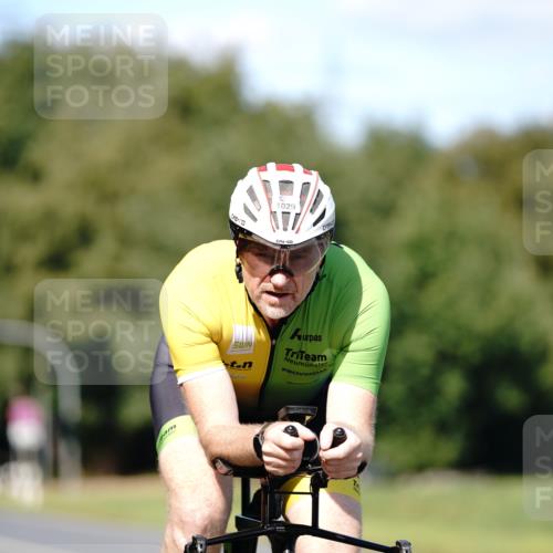 07.09.2025 - 19. Norderstedt Triathlon Michael Burmester http://msf.ph/oto/8837028 07.09.2025 14:12:08 Radfahren 911, 1029 meine-sportfotos.de