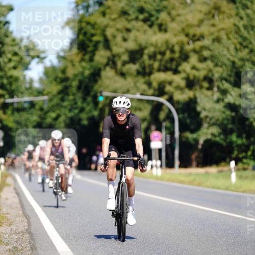 07.09.2025 - 19. Norderstedt Triathlon Michael Burmester http://msf.ph/oto/8837040 07.09.2025 12:51:36 Radfahren 723 meine-sportfotos.de