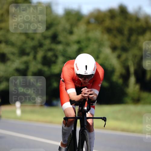 07.09.2025 - 19. Norderstedt Triathlon Michael Burmester http://msf.ph/oto/8837042 07.09.2025 14:12:17 Radfahren 880, 975, 983, 1028 meine-sportfotos.de